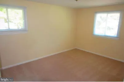 4898 Wheatstone Drive, Fairfax, VA 22032 - Photo 8