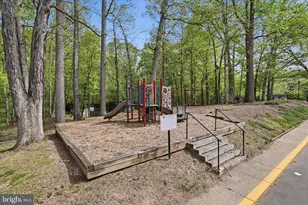 8110 Colony Point Rd, Springfield, VA 22152 - Photo 26