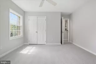 8110 Colony Point Rd, Springfield, VA 22152 - Photo 16