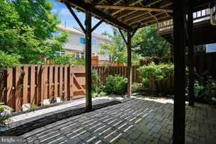 9574 Lagersfield Cir, Vienna, VA 22181 - Photo 54