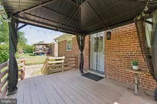 7022 Strathmore St, Falls Church, VA 22042 - Photo 36