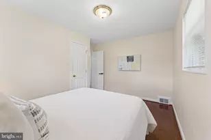 7022 Strathmore St, Falls Church, VA 22042 - Photo 16
