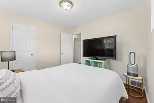 7022 Strathmore St, Falls Church, VA 22042 - Photo 18