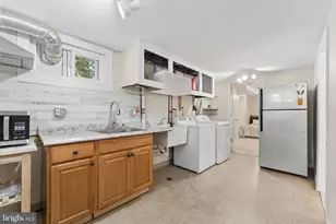 7022 Strathmore St, Falls Church, VA 22042 - Photo 30