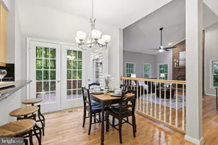 8556 Hooes Rd, Springfield, VA 22153 - Photo 14
