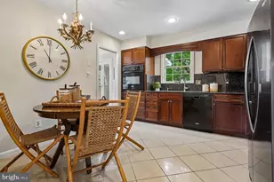 7814 Friars Ct, Alexandria, VA 22306 - Photo 12