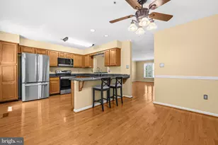 6837 Malton Ct, Centreville, VA 20121 - Photo 14