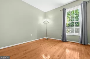 6837 Malton Ct, Centreville, VA 20121 - Photo 18