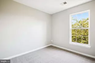 13593 Beckingham Dr, Herndon, VA 20171 - Photo 16