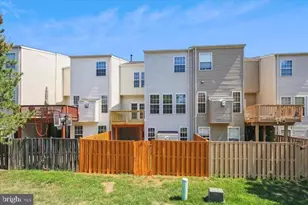 13593 Beckingham Dr, Herndon, VA 20171 - Photo 26