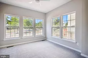 13593 Beckingham Dr, Herndon, VA 20171 - Photo 10