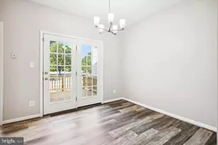 13593 Beckingham Dr, Herndon, VA 20171 - Photo 8