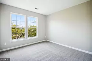 13593 Beckingham Dr, Herndon, VA 20171 - Photo 18