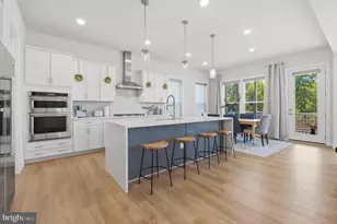 4645 Wood Gln Rd, Fairfax, VA 22032 - Photo 8