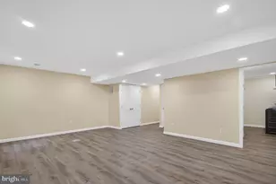 9608 Masterworks Dr, Vienna, VA 22181 - Photo 38