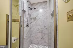 9608 Masterworks Dr, Vienna, VA 22181 - Photo 28