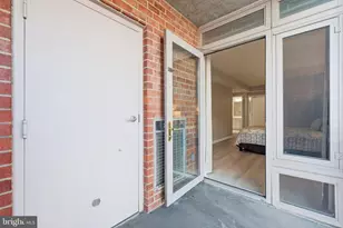 2726 Gallows Rd, Vienna, VA 22180 - Photo 24