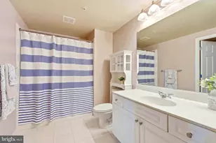 2726 Gallows Rd, Vienna, VA 22180 - Photo 14