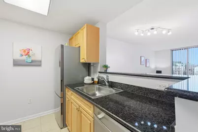 2726 Gallows Road #510, Vienna, VA 22180 - Photo 12