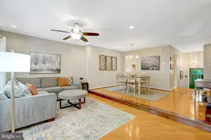 6149 Green Hollow Ct, Springfield, VA 22152 - Photo 4