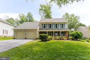9109 Parliament Dr, Burke, VA 22015 - Photo 2