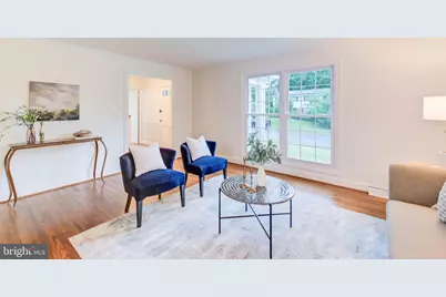 7521 Dolce, Annandale, VA 22003 - Photo 6