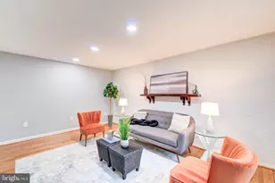 7521 Dolce Dr, Annandale, VA 22003 - Photo 14