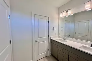 10840 Cedar Ave, Fairfax, VA 22030 - Photo 6