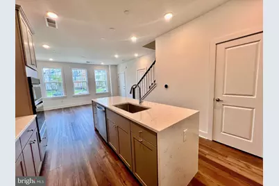 10840 Cedar Avenue, Fairfax, VA 22030 - Photo 12