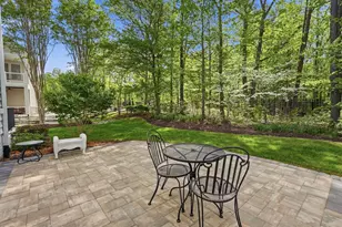 7805 Rose Garden Ln, Springfield, VA 22153 - Photo 6
