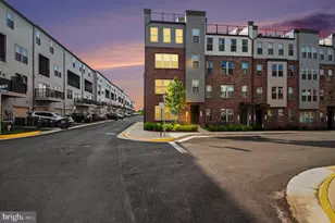 2430 Silver Line Aly, Herndon, VA 20171 - Photo 1