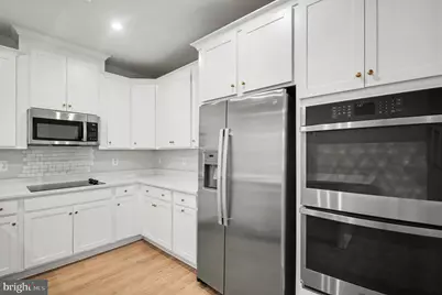 2430 Silver Line Alley, Herndon, VA 20171 - Photo 8