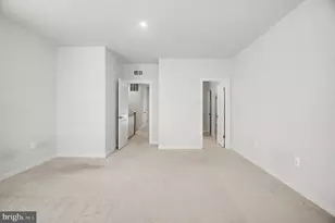 2430 Silver Line Aly, Herndon, VA 20171 - Photo 18