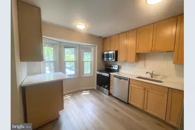 9856 Oakdale Woods, Vienna, VA 22181 - Photo 4