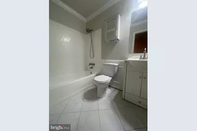 9856 Oakdale Woods, Vienna, VA 22181 - Photo 22
