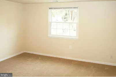 1260 Wilshire Drive, Herndon, VA 20170 - Photo 8