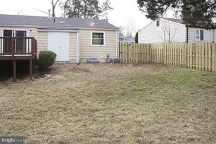1260 Wilshire Dr, Herndon, VA 20170 - Photo 12