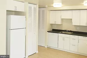 1260 Wilshire Dr, Herndon, VA 20170 - Photo 6