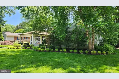 2207 Fordham Drive, Alexandria, VA 22307 - Photo 2