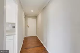 6621 Wakefield Dr, Alexandria, VA 22307 - Photo 4