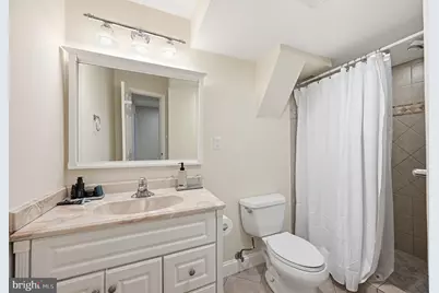 10818 Oldfield Drive, Reston, VA 20191 - Photo 34