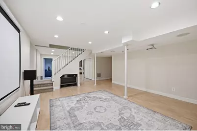10818 Oldfield Drive, Reston, VA 20191 - Photo 38