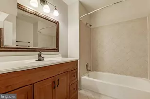 10301 Cherry View Ct, Oakton, VA 22124 - Photo 16