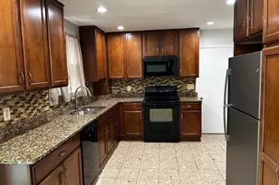 5205 Pumphrey Dr, Fairfax, VA 22032 - Photo 6