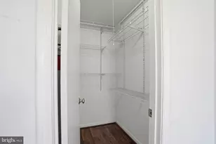 8633 Beekman Pl, Alexandria, VA 22309 - Photo 22