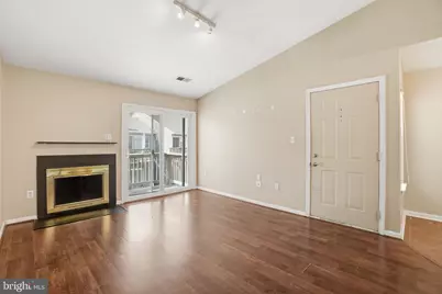8633 Beekman Place #33D, Alexandria, VA 22309 - Photo 4