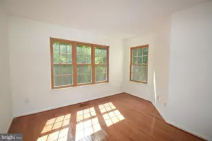 4323 Runabout Ln, Fairfax, VA 22030 - Photo 20