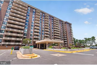 1808 Old Meadow Road #509, McLean, VA 22102 - Photo 4