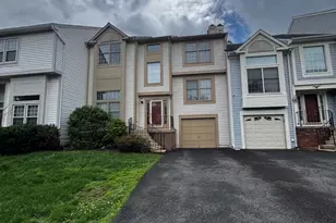 6520 Palisades Dr, Centreville, VA 20121 - Photo 2