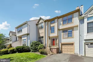 6520 Palisades Dr, Centreville, VA 20121 - Photo 2